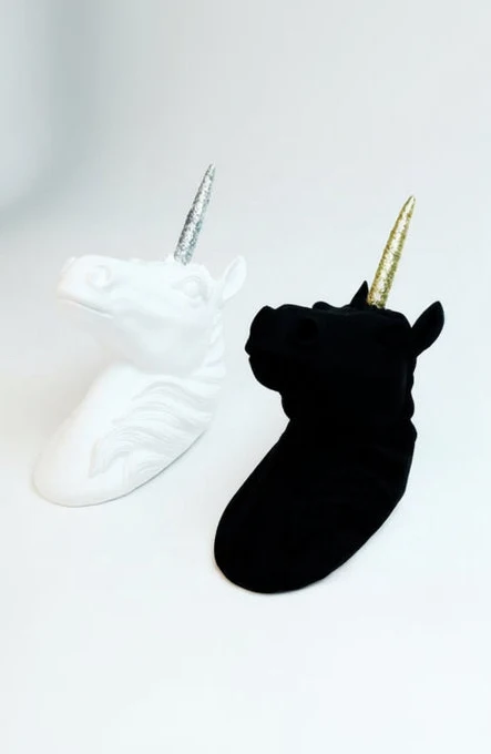 The world's blackest black acrylic paint - NOW AT VERSION 4 - Image 3